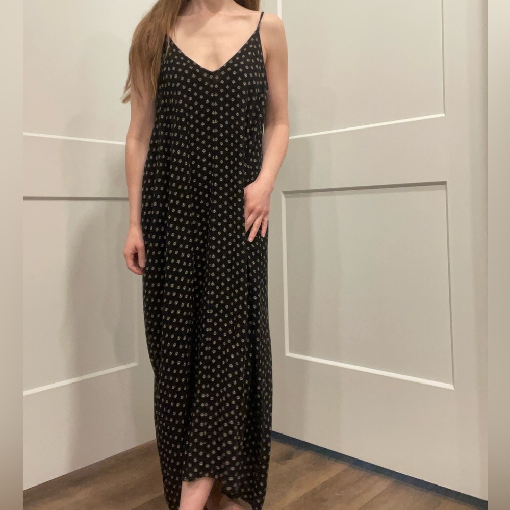 Lulu’s S/M Black and White Patterned Maxi Dress